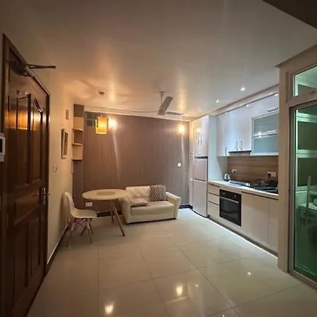 Riviera Cove - 1 Bedroom Apartment With Living Room & Kitchen Male Exterior photo