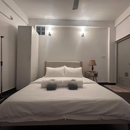 Riviera Cove - 1 Bedroom Apartment With Living Room & Kitchen Male Exterior photo
